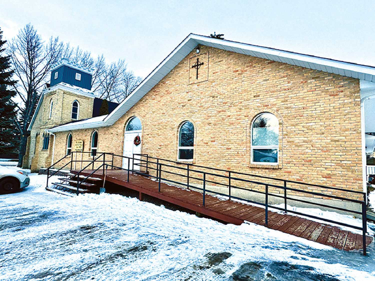The Moosomin Visual Arts Centre will be located at St. Alban�s Anglican Church. The church and the Visual Arts Centre came up with a lease arrangement so the arts centre can start offering classes in the church building.